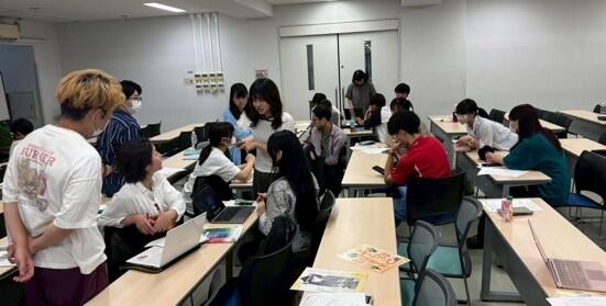 授業内班活動の様子